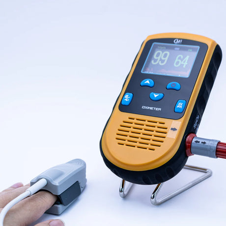 CMI Health PC-66L Handheld Pulse Oximeter with Pediatric Sensor